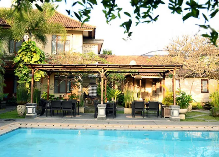 Bunga Seminyak